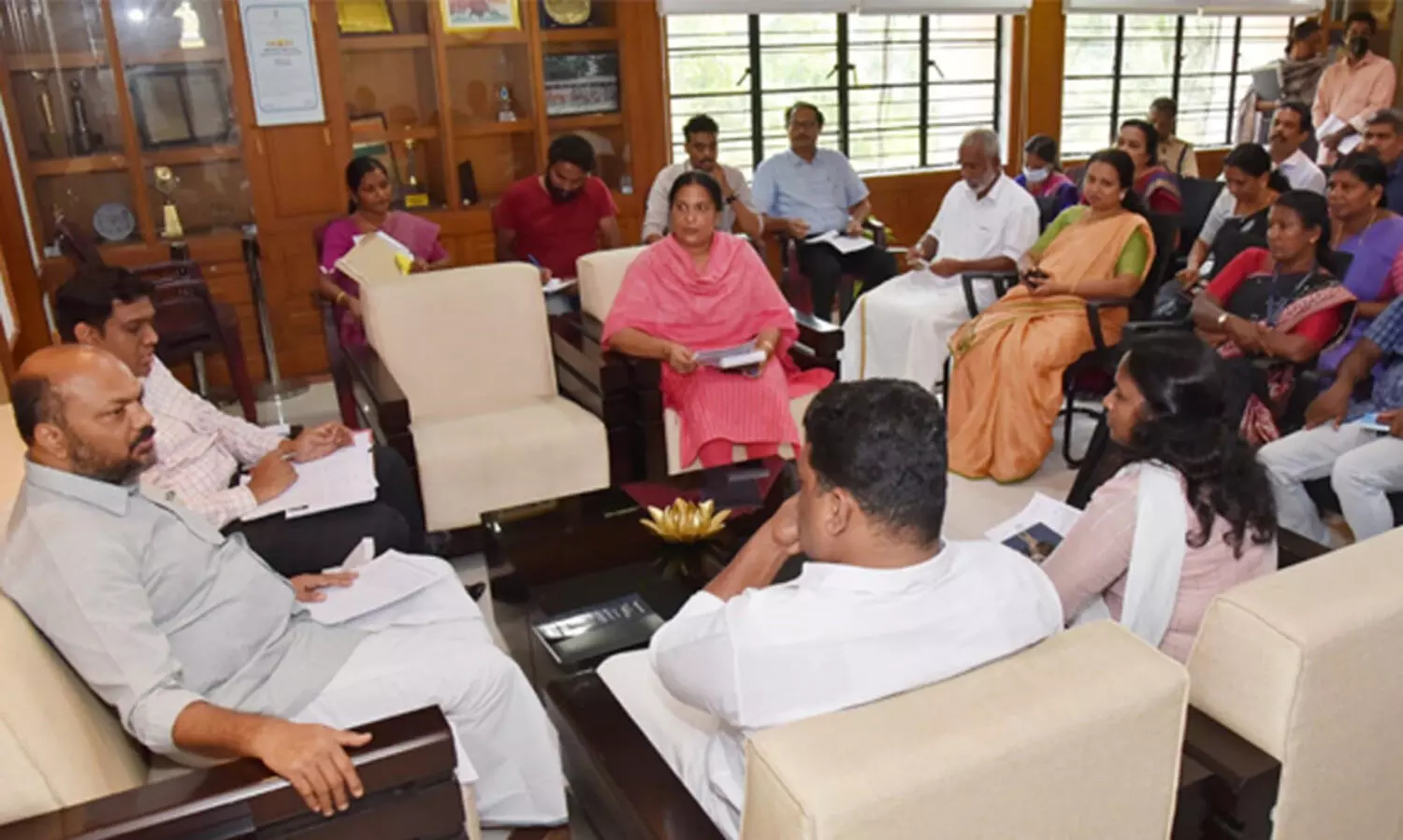 സ്‌കൂള്‍ യൂനിഫോം വിതരണത്തില്‍ ചരിത്രം കുറിക്കാന്‍ സര്‍ക്കാര്‍