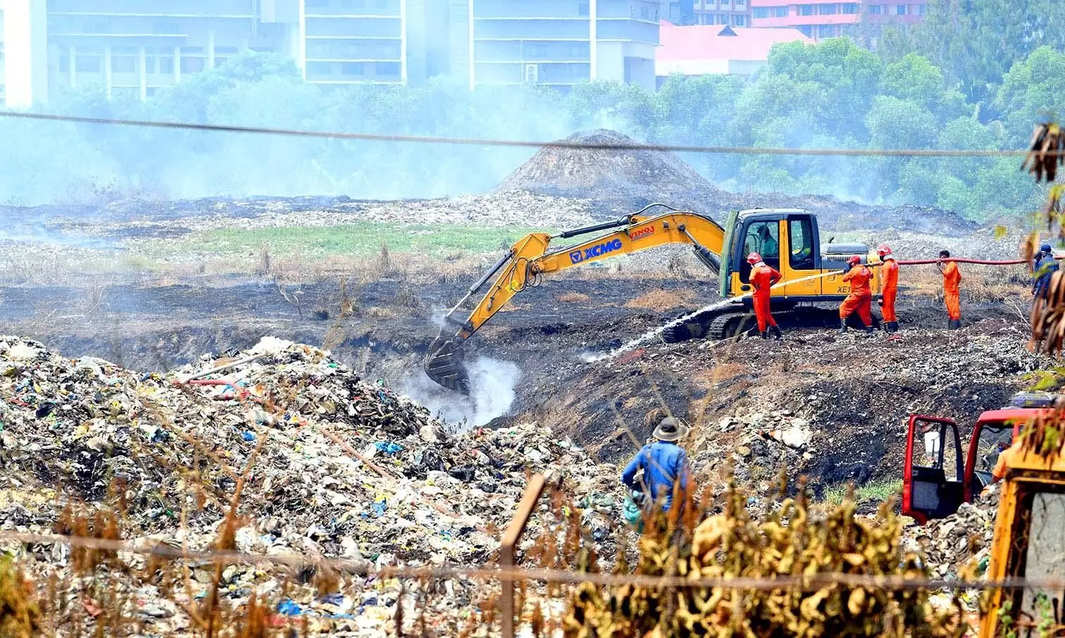 brahmapuram landfill cr neelakandan