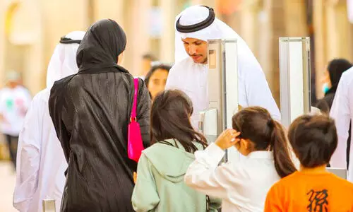 ഗ്ലോ​ബ​ൽ വി​ല്ലേ​ജി​ന്​ ദു​ബൈ ടൂ​റി​സം വ​കു​പ്പി​ന്‍റെ ര​ണ്ട്​ അ​വാ​ർ​ഡു​ക​ൾ