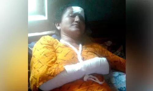 വീട്ടമ്മയെ ആക്രമിച്ച അയൽവാസി റിമാൻഡിൽ വീട്ടമ്മയെ ആക്രമിച്ച അയൽവാസി റിമാൻഡിൽ