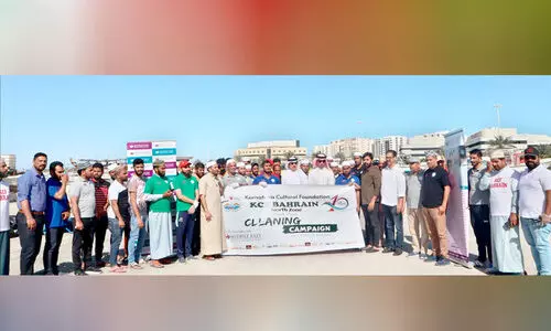 ക​ട​ൽ​തീ​രം വൃ​ത്തി​യാ​ക്കി