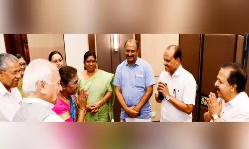 റോഡ്​ പണിയുടെ പേരിൽ രാഷ്ട്രപതിയെ ‘ചുറ്റിച്ചു’, മൈക്കിലും പ്രശ്​നം
