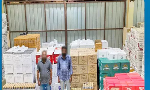 ബൗ​ഷ​റി​ൽ​നി​ന്ന്​ 5,000 കു​പ്പി മ​ദ്യം പി​ടി​കൂ​ടി