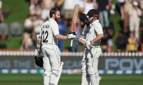 വില്യംസണും നിക്കോൾസിനും ഇരട്ട സെഞ്ച്വറി; ന്യൂസിലൻഡ് നാലിന് 580 ഡിക്ലയേഡ്; ശ്രീലങ്ക രണ്ടിന് 26