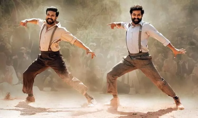 നാ​ട്ടു​മ​ഹി​മ​യി​ലെ ക​ല​ർ​പ്പും ച​ടു​ല​ത​യും