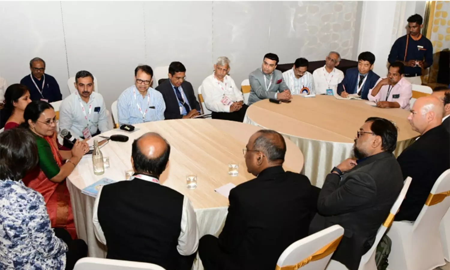 എമര്‍ജന്‍സി, ട്രോമകെയര്‍ സംവിധാനത്തെ അഭിനന്ദിച്ച് ഡബ്ല്യു.എച്ച്.ഒ. ഡെപ്യൂട്ടി ഹെഡ്