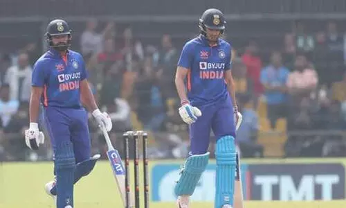 ഇന്ത്യയെ ബാറ്റിങ്ങിനയച്ച് ആസ്ട്രേലിയ; രോഹിത് ശർമ ടീമിൽ