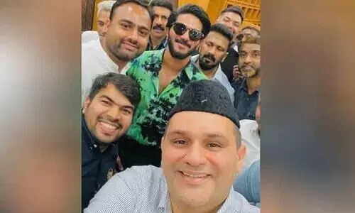 Dulquer Salamn And Munavvarali Thangal Selfee Went viral