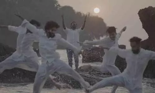 Singer Najim Arshads Karineela Kannullolu Music Video Out