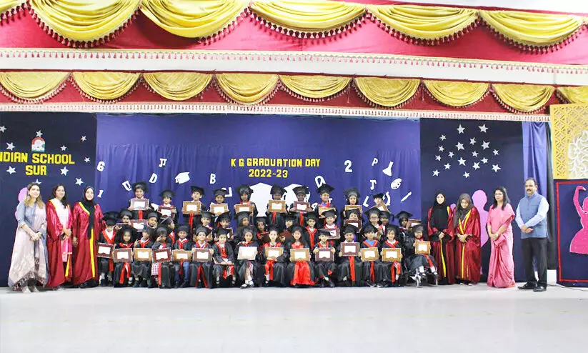 ഇന്ത്യൻ സ്കൂൾ സൂർ കിന്റർഗാർട്ടൻ ഗ്രാജ്വേഷൻ ഇന്ത്യൻ സ്കൂൾ സൂർ കിന്റർഗാർട്ടൻ ഗ്രാജ്വേഷൻ