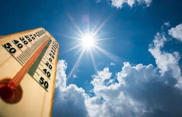 വേനല്ച്ചൂട് കനത്തു;മങ്ങാട് പ്രദേശത്ത് കുടിവെള്ളക്ഷാമം രൂക്ഷം വേനല്ച്ചൂട് കനത്തു;മങ്ങാട് പ്രദേശത്ത് കുടിവെള്ളക്ഷാമം രൂക്ഷം