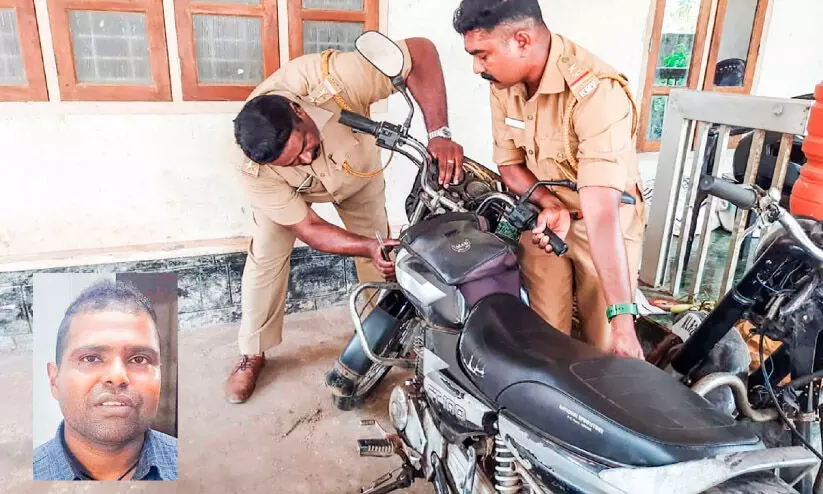fake number plate, bike seized