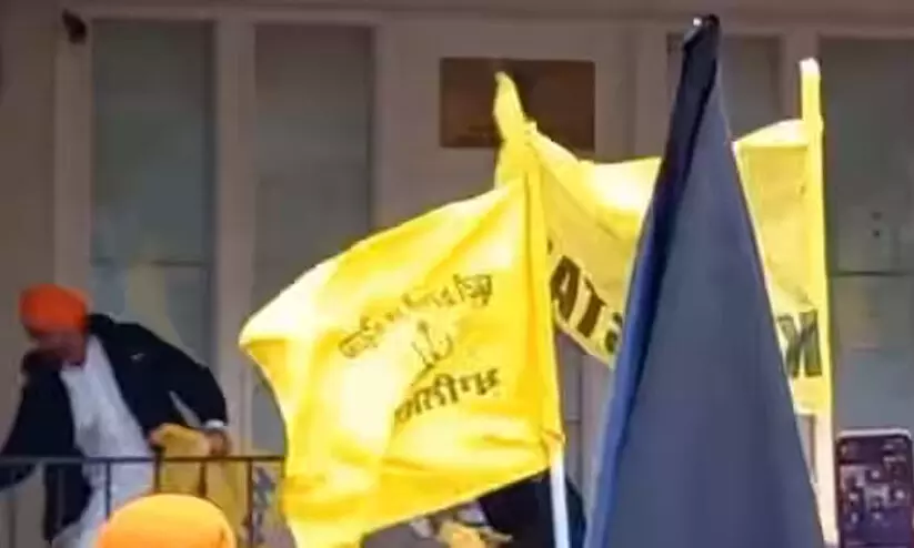 Khalistan supporters attack Indian Consulate