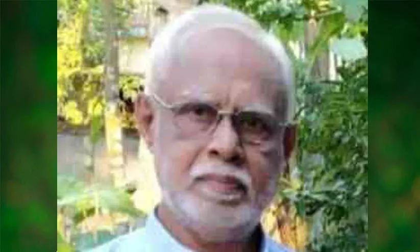 കാറും സ്കൂട്ടറും കൂട്ടിയിടിച്ച് ഒരാൾ മരിച്ചു കാറും സ്കൂട്ടറും കൂട്ടിയിടിച്ച് ഒരാൾ മരിച്ചു