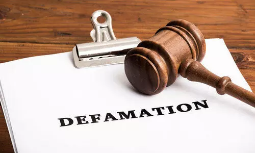 ഐ.എ.എസ് ഉദ്യോഗസ്ഥക്കെതിരായ മാനനഷ്ടക്കേസ് എം.എൽ.എ പിൻവലിച്ചു ഐ.എ.എസ് ഉദ്യോഗസ്ഥക്കെതിരായ മാനനഷ്ടക്കേസ് എം.എൽ.എ പിൻവലിച്ചു