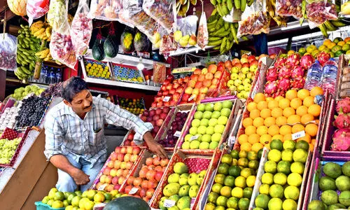 റമദാൻ മാസം; പഴവർഗങ്ങൾക്ക് വില ഉയരുന്നു