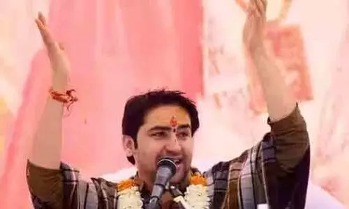 Dhirendra Krishna Shastri