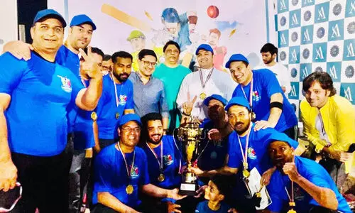 അ​ബീ​ർ പ്രീ​മി​യ​ർ ലീ​ഗ് ക്രി​ക്ക​റ്റ് ടൂ​ർ​ണ​മെ​ന്റി​ൽ കോ​ർ​പ​റേ​റ്റ് കോ​മെ​റ്റ്സ് ചാ​മ്പ്യ​ന്മാ​ർ