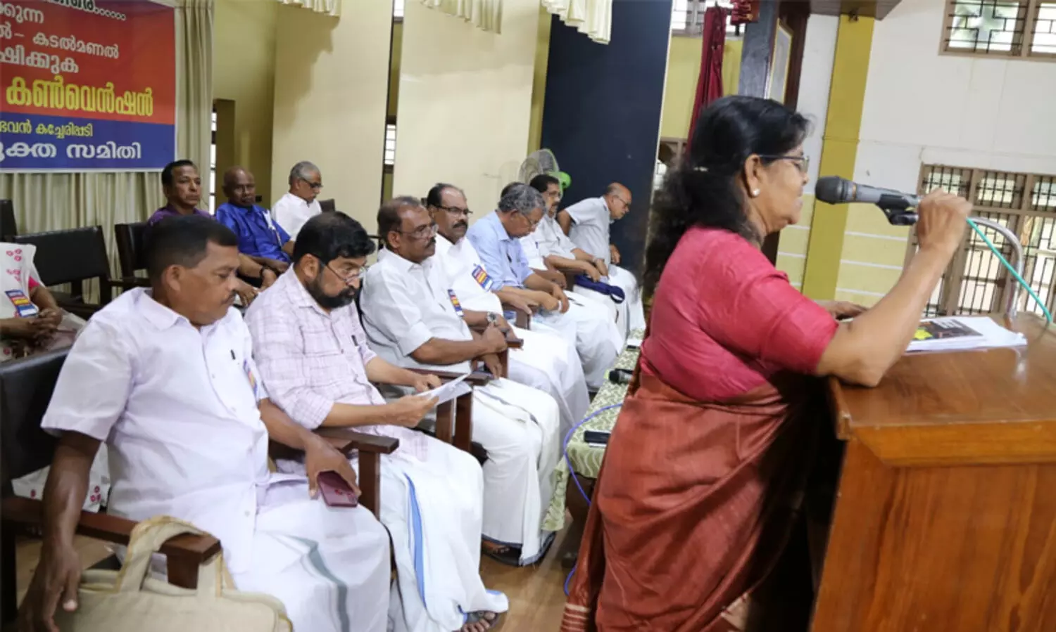 പ്രകൃതി വിഭവങ്ങളുടെ കൊള്ളക്കെതിരേ ജനരോഷം ഉയരണമെന്ന് ജെ. മേഴ്സിക്കുട്ടിയമ്മ