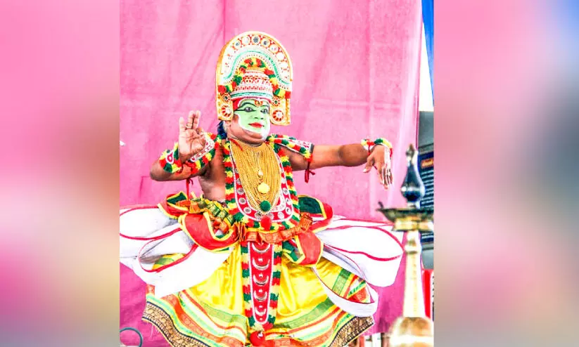 ഓട്ടന്തുള്ളല് ഓട്ടന്തുള്ളല്