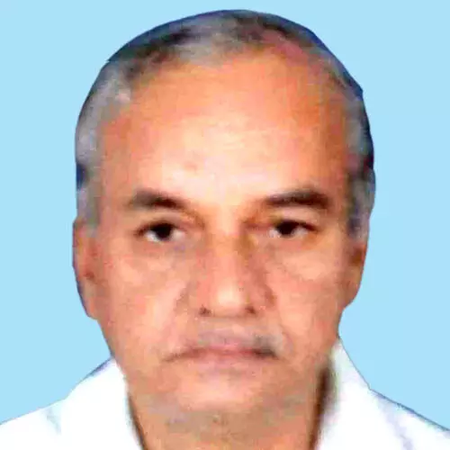 ര​ഘു​ന​ന്ദ​ന​ൻ വാ​രി​യ​ർ