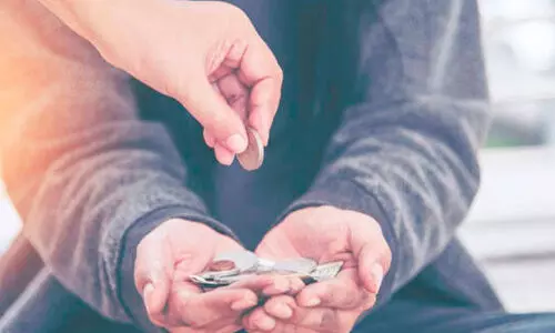 റ​മ​ദാ​നി​ൽ യാ​ച​ന വേ​ണ്ട; ക​ർ​ശ​ന ന​ട​പ​ടി​ക​ളു​മാ​യി   അ​ധി​കൃ​​ത​ർ