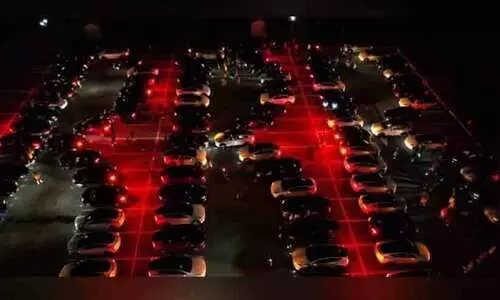 നാട്ടു നാട്ടുവിന് ചുവടുവെച്ച് ടെസ്‌ല; പ്രതികരിച്ച് മസ്‌ക്, വിഡിയോ വൈറൽ