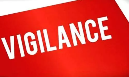 അനധികൃത പണമിടപാട് : വിജിലൻസ് ഡി.വൈ.എസ്.പി ക്കെതിരെ കേസ്