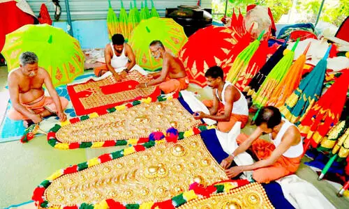 ആ​റാ​ട്ടു​പു​ഴ​ പൂ​ര​ത്തി​ന്റെ ച​മ​യ​ങ്ങ​ള്‍ ഒ​രു​ങ്ങി; സ​മ​ര്‍പ്പ​ണം 27ന്