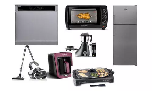 വ്ര​താ​നു​ഷ്ഠാ​ന​ത്തി​ന്റെ​യും ന​വീ​ക​ര​ണ​ത്തി​ന്റെ​യും പു​ണ്യ​മാ​സ​മാ​യ റ​മ​ദാ​ൻ