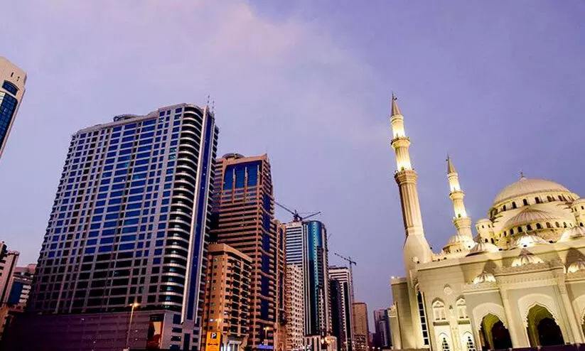 ഷാർജയിൽ പുതിയ 15 പള്ളികൾ തുറന്നു ഷാർജയിൽ പുതിയ 15 പള്ളികൾ തുറന്നു