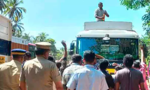 എഫ്.സി.ഐയിൽ കരാറുകാരനും ലോറിത്തൊഴിലാളികളും തമ്മിൽ തർക്കം; ലോറിത്തൊഴിലാളിയുടെ ആത്മഹത്യശ്രമം