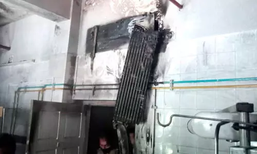 ആശുപത്രി എൻ.ഐ.സി.യുവിൽ തീപിടിത്തം