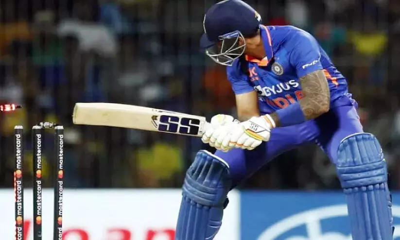 സൂ​ര്യ​യെ മാ​റ്റൂ, സ​ഞ്ജു​വി​നെ വി​ളി​ക്കൂ