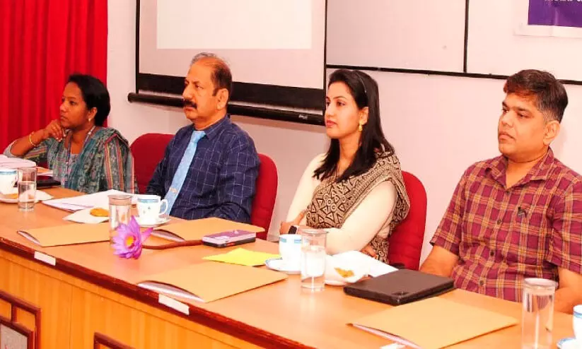 ജില്ലതല ബാങ്കിങ് അവലോകന യോഗം; മൂന്നാം പാദത്തില്‍ 5604 കോടിയുടെ വായ്പ വിതരണം