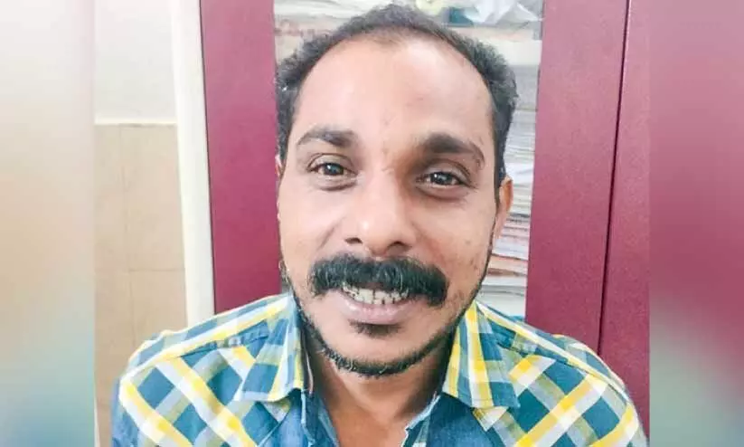 കാ​പ്പ ചു​മ​ത്തി നാ​ടു​ക​ട​ത്തി