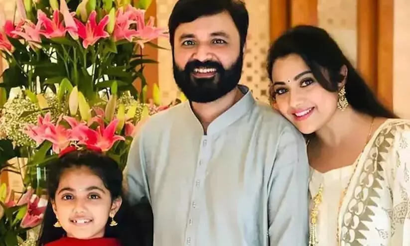 Meena Clarifies She Is Not Getting Married For The Second Time Meena Clarifies She Is Not Getting Married For The Second Time