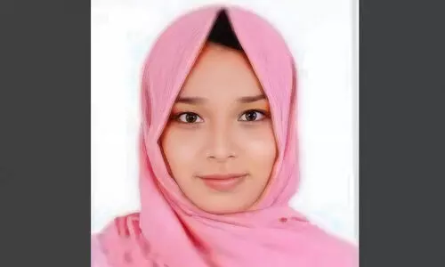 കോഴിക്കോട് അപകടത്തിൽ സ്കൂട്ടർ യാത്രക്കാരി മരണപ്പെട്ടു