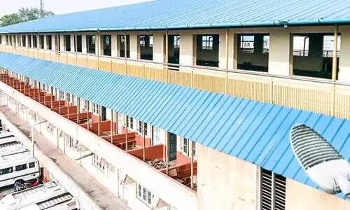 തിരുനക്കര ബസ്​സ്റ്റാൻഡ്​ കെട്ടിടം മോഷ്ടാക്കളുടെ താവളം; ജനാലയും വാതിലുകളും മോഷണം പോയി