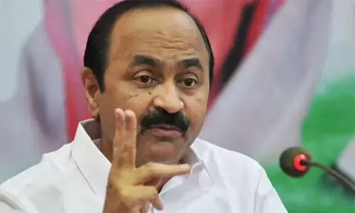 സമൂഹമാധ്യമങ്ങളിലെ വ്യാജ ഫോട്ടോ; പ്രതിപക്ഷ നേതാവ് പരാതി നല്‍കി