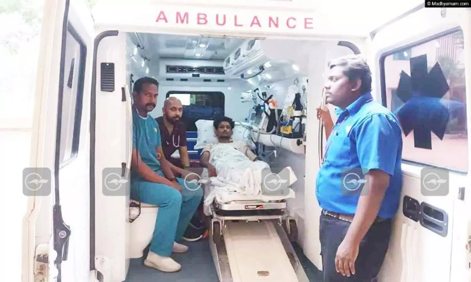 ഐ.സി.യുവിൽ നിന്ന് ആംബുലൻസിലെത്തി; അഭിനവ് എസ്.എസ്.എൽ.സി പരീക്ഷയെഴുതി