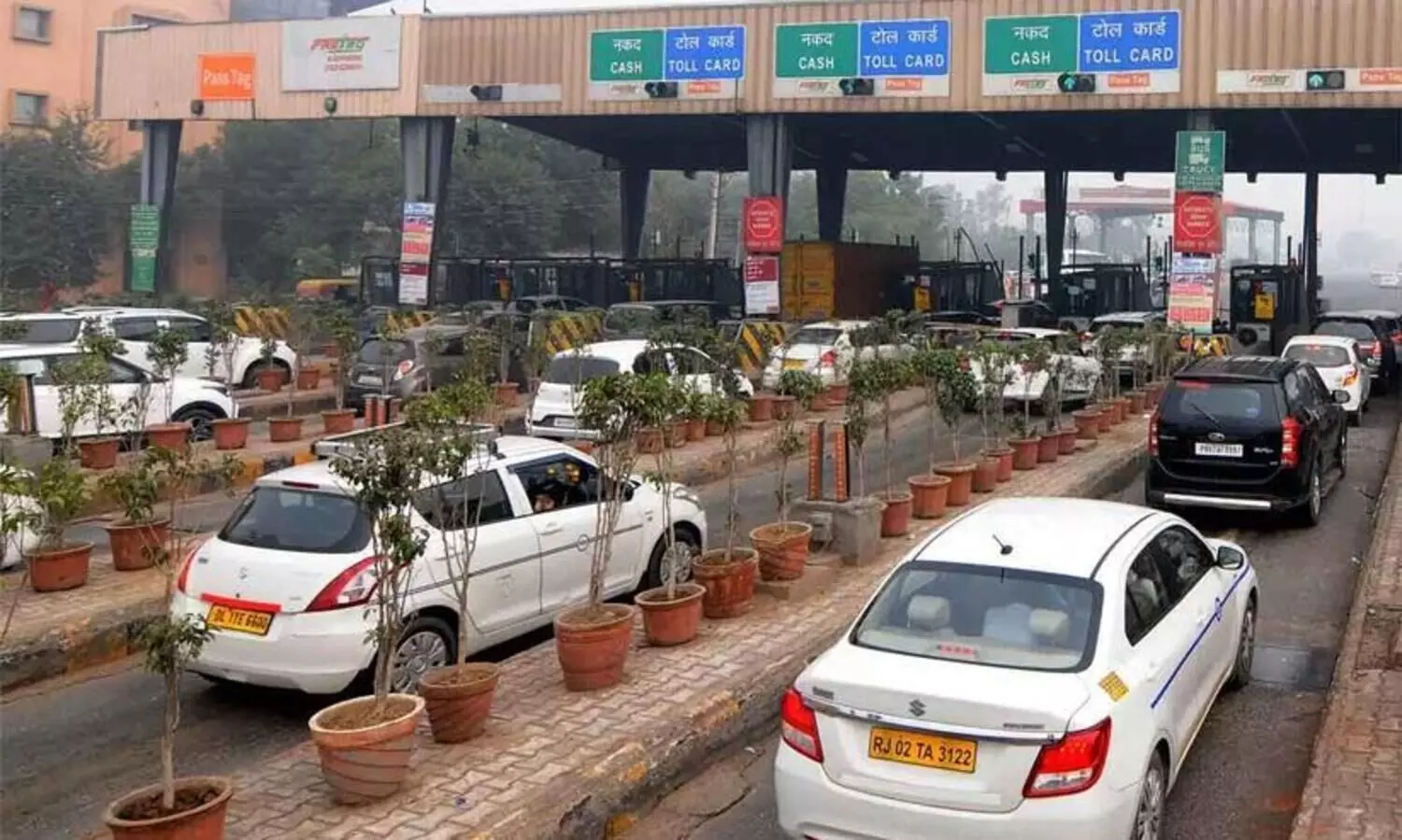 റോഡൊക്കെ നന്നായതിന് അധികം സന്തോഷിക്കണ്ട; ടോൾ നിരക്ക് കൂട്ടാനൊരുങ്ങി കേന്ദ്ര ഹൈവേ മന്ത്രാലയം