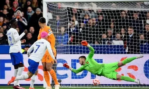 ക്യാപ്റ്റനായി അരങ്ങേറി ഡബ്ളടിച്ച് എംബാപ്പെ; ഡച്ചു​കാരെ കെട്ടുകെട്ടിച്ച് ഫ്രാൻസ്