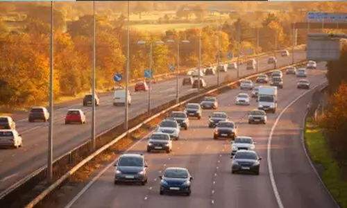 ഇഫ്താറിന് വീട്ടിലെത്താന് മരണപ്പാച്ചില് വേണ്ട, നിയമം ലംഘിക്കരുതെന്ന് പൊലീസ് ഇഫ്താറിന് വീട്ടിലെത്താന് മരണപ്പാച്ചില് വേണ്ട, നിയമം ലംഘിക്കരുതെന്ന് പൊലീസ്