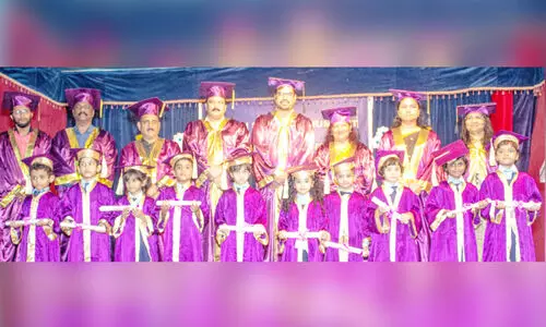 തും​റൈ​ത്ത് ഇ​ന്ത്യ​ൻ സ്കൂ​ൾ കി​ന്റ​ർ​ഗാ​ർ​ട്ട​ൻ ഗ്രാ​ജ്വേ​ഷ​ൻ