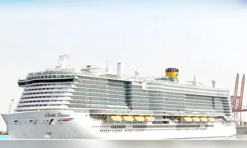 ഇറ്റാലിയൻ ആഡംബര കപ്പൽ സലാല   തുറമുഖത്തെത്തി