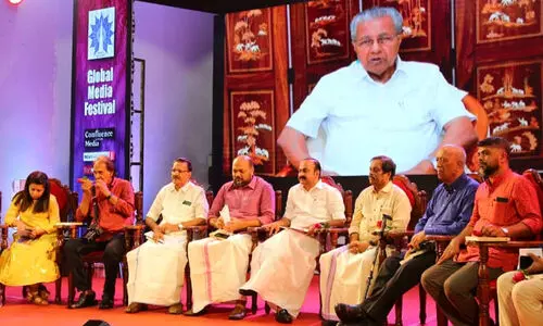 പുതിയ അന്താരാഷ്ട്ര മാധ്യമക്രമം അനിവാര്യമെന്ന് മുഖ്യമന്ത്രി