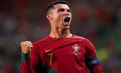 ‘നിങ്ങൾ ഒരു ഇതിഹാസം, ഫുട്ബാൾ കളിക്കാർക്ക് മാതൃക’; ക്രിസ്റ്റ്യാനോയെ പുകഴ്ത്തി ബദർ അൽ മുതവ്വ