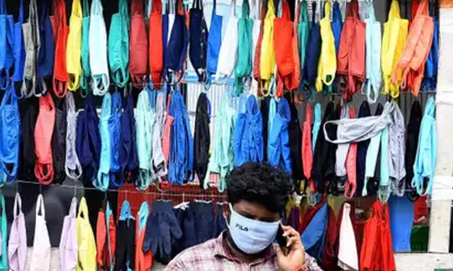 മാസ്ക് ധരിക്കുക -കോവിഡ് രോഗികളുടെ വർധനക്കിടെ ഓർമ്മിപ്പിച്ച് ആരോഗ്യ മന്ത്രാലയം