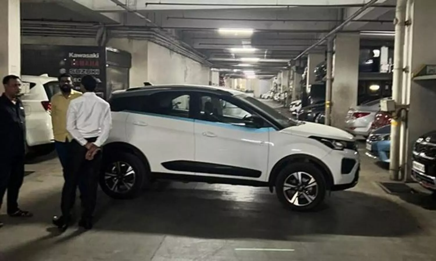 Tata Nexon EV Max gearbox gets stuck, blocks basement